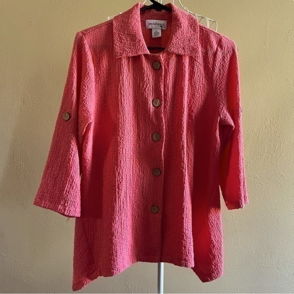 Peck & Peck peachy-pink blouse, Size L. Like new.
